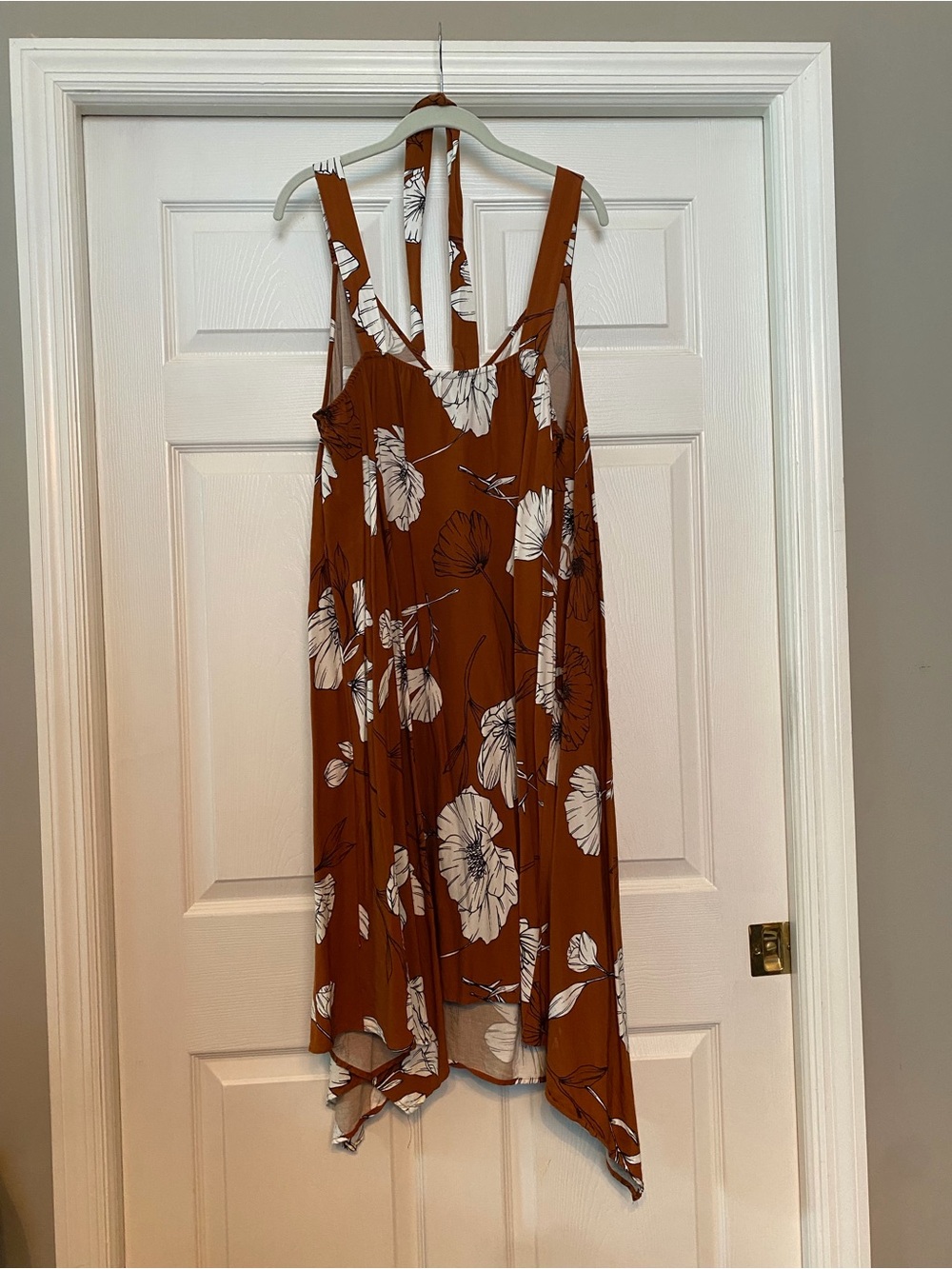 Ava & Viv Rust and White Floral Sleeveless Dress - Picture 3 of 3
